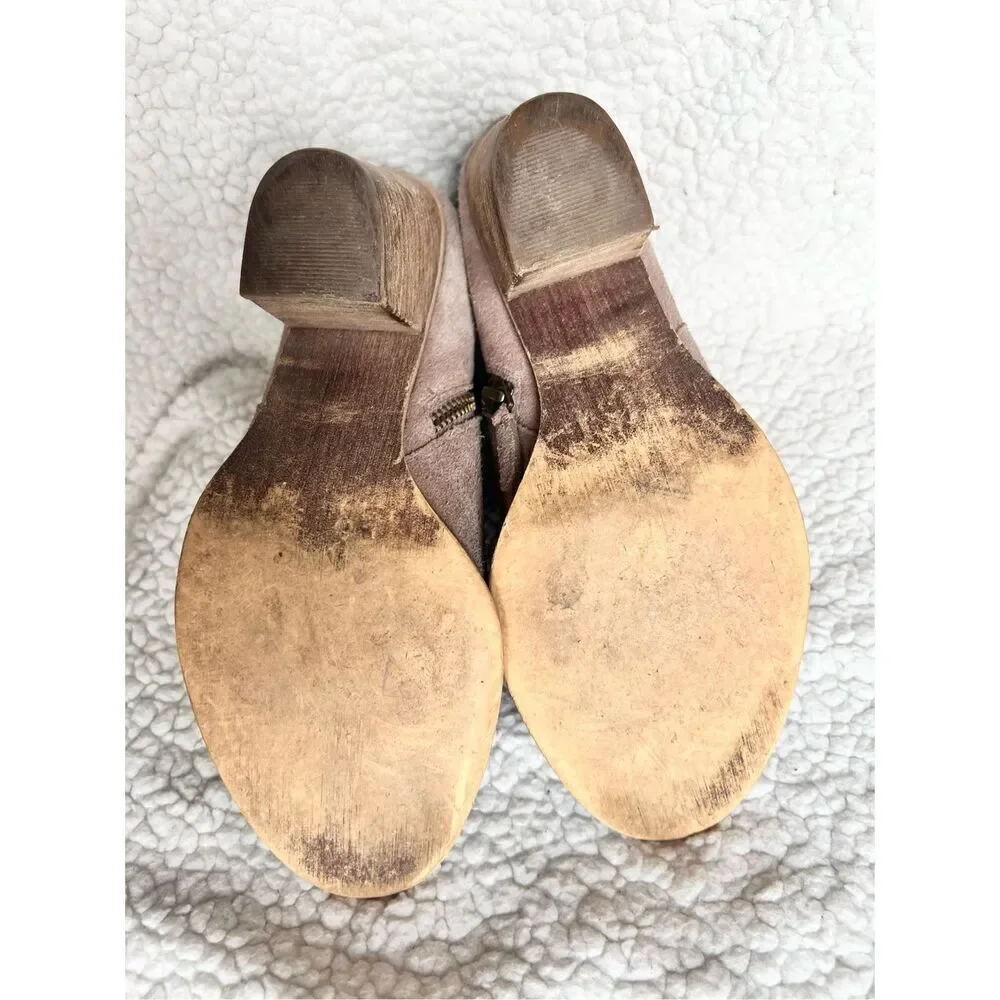 Susina Bootie - Picture 9 of 10